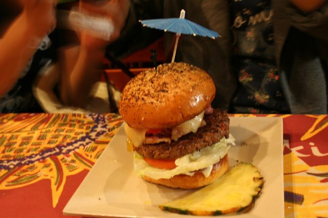 Pastrami Cheeseburger　12.99＄