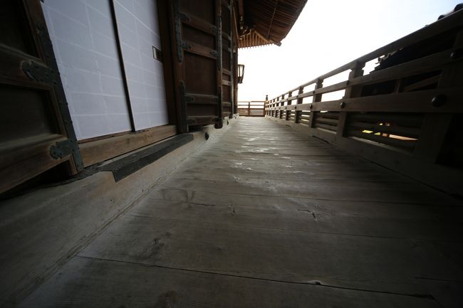 東大寺　二月堂床板。