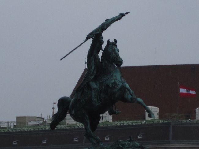 二足で立ってる…すごい！