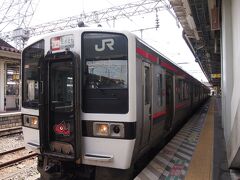 磐越西線は普通に都市間を走る電車っぽい感じですね。　至る所に赤べこいます^^/