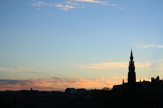 晩御飯後の夕焼けもきれいでした。<br />ただ、撮影時間既に２０：１８なんですけどね・・・