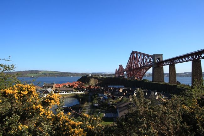 たまたま見つけたフットパスで登った丘からの景色も良かった。<br />途中で折り返してしまったのでわかりませんが、もしかしたら駅の方まで行けるのかも？