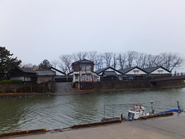 ぱらぱらと雹が降ってきましたが、山居倉庫を後にしました。