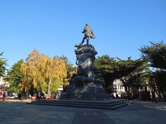 またムニョス・ガメロ広場までやってきました。