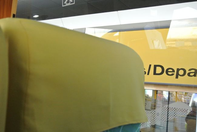 途中、空港にもとまりました。