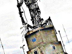 ラパスの街中には『チェ・ゲバラ』の像が....。

でもゲバラにとって１９６７年にこの地：ボリビア（イゲイラ村）で拘束され処刑された場所でもあるんです。


.......そんなボリビアでも　ゲバラは英雄なんですね....。


お時間があればご参考...
http://4travel.jp/travelogue/10813293