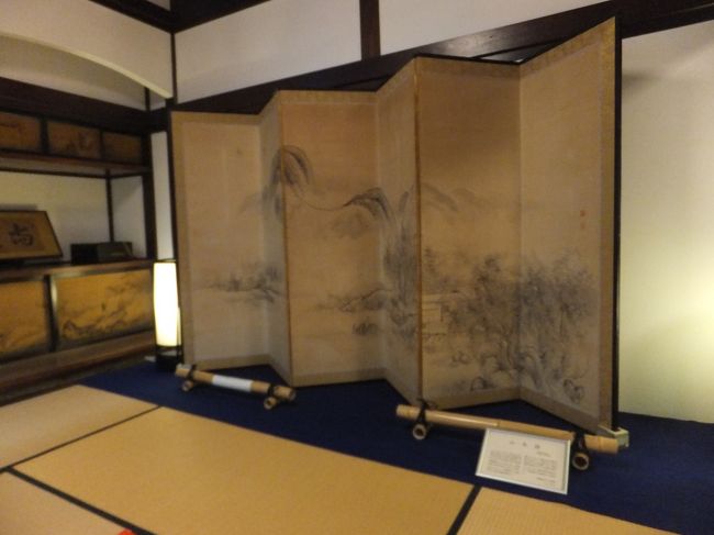 立派な屏風も展示されています。