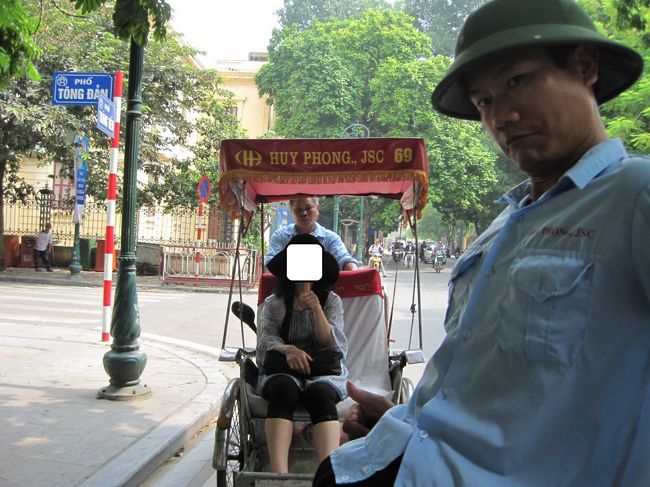 あれは、ワイフか!?  そう!!<br />写真を撮れ!撮れ! っと  うるさかった!!