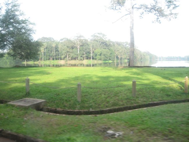 さぁ〜!!<br />これから アンコールワットです｡