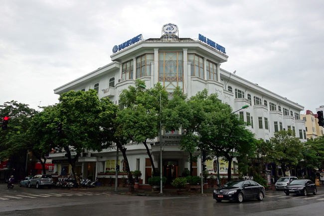 ハノイ（２日目）：ホアビンホテル<br /><br />　ハノイで宿泊したホテルです