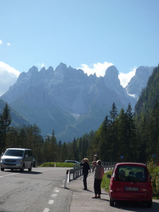 山がきれいだったので　お写真タイムです<br /><br />トレチーメ　だったと思います