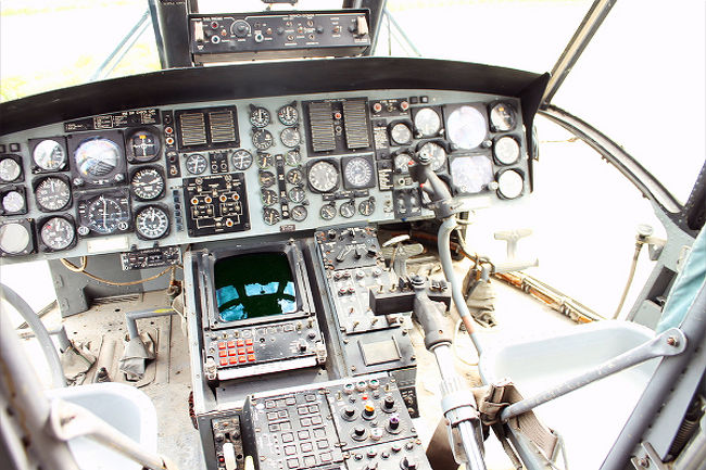 コックピットの内部です。