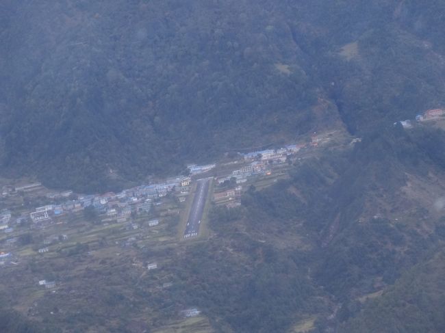 アジアを飛行機で飛びまくる旅 5 3日目 世界で最も危険なルクラ空港 ヒマラヤ ネパール の旅行記 ブログ By みつひとさん フォートラベル
