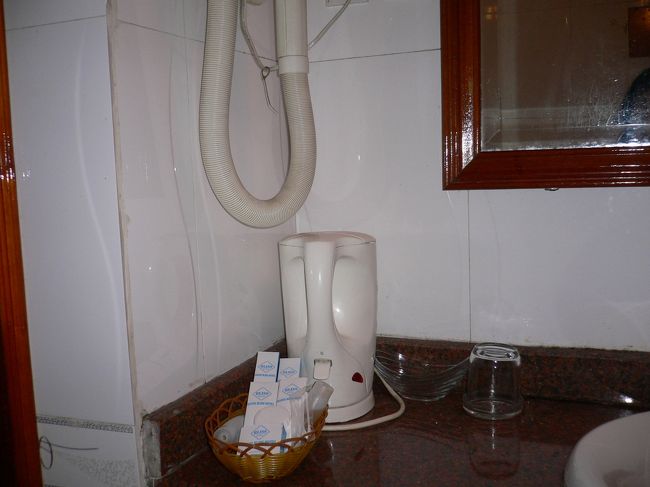 お掃除も毎日あり　<br />アメニティーの補充もあり　いつものように枕銭を置きましたが<br />取りませんでした　なぜ？