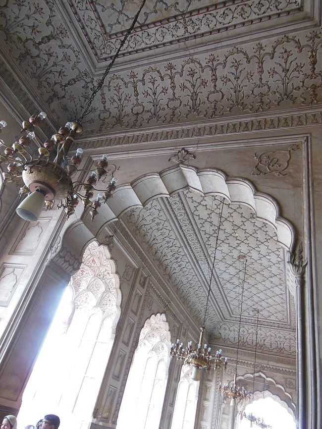 建物内部の装飾もきれいです。