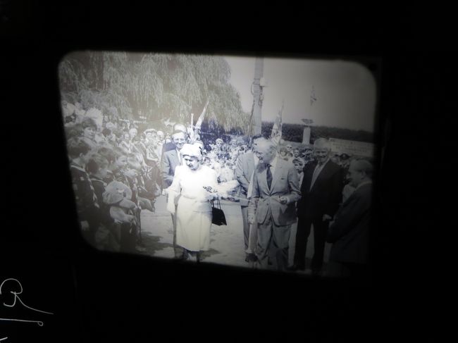 これは、エリザベス女王ですよね？！