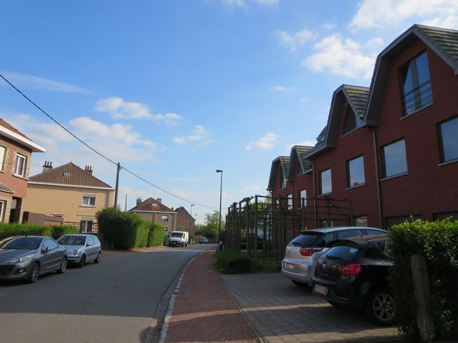 ２、３人にすれ違いましたが、挨拶すると、驚いたように「ハロー」と返してくれます。<br /><br />きっと、観光客なんか、全く来ないんでしょうね(*^_^*)