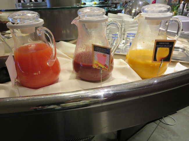 ジュースの種類も多く、いちごジュースと、マンゴーオレンジジュース、とっても美味しかったです♪<br />