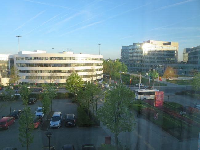 一度、部屋の戻ります。<br /><br />今日の出発は８時です。