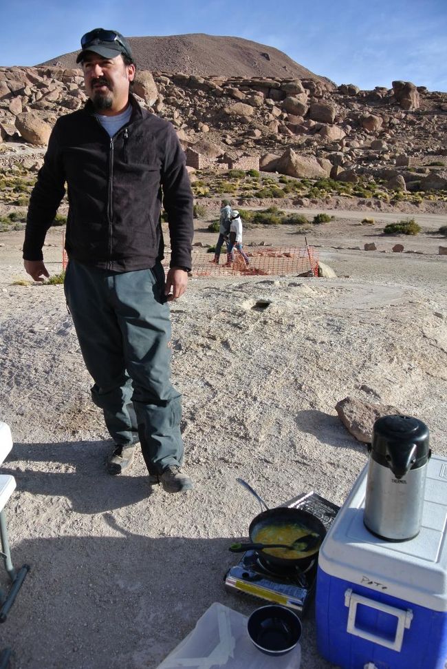 Patricio is preparing breakfast...scramble egg, hot coffee, toast, and cold cuts...pretty amazing!