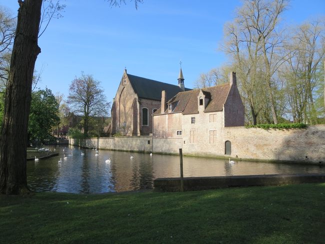 ベギン会館が見えます。