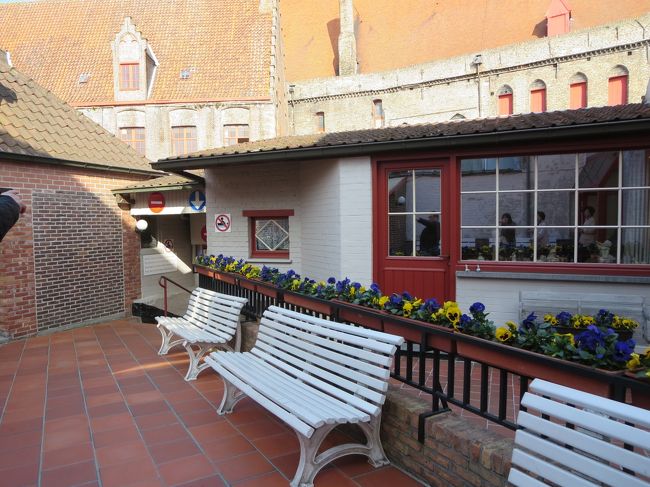 階段を、降りていきましょうヽ(^o^)丿