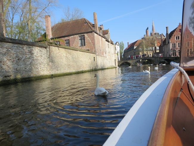 私の横に座ったジェントルマン「日本から来たの？！」<br /><br />ガブ「そうです♪　どちらからですか？！」<br /><br />ジェントルマン「イギリスだよ！」<br /><br />このオジサマ、ものすごく明るい人で、冗談いっぱい言ってました(^O^)