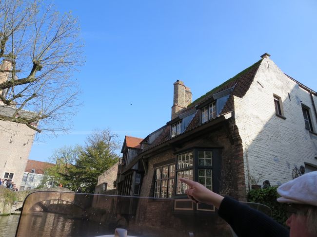 船長は、説明しながら、指で指して教えてくれます。