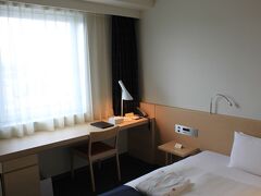お宿はJR九州ホテル宮崎。
お風呂が独立しているのがいいですね。
　