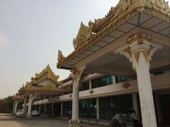 ニャウンウー空港

思っていたよりも立派！！