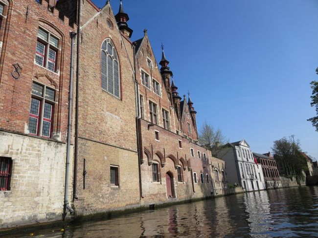 素敵な建物に魅了されながらも、ワンコいるかな？と、ドキドキ・・・