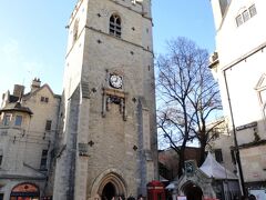 街かどの風景

12/12（月）12：45

Carfax Tower　の時計が見えてきます。

此のタワーを登る事が出来るらしいので登ってみたかったです。
残念！！



