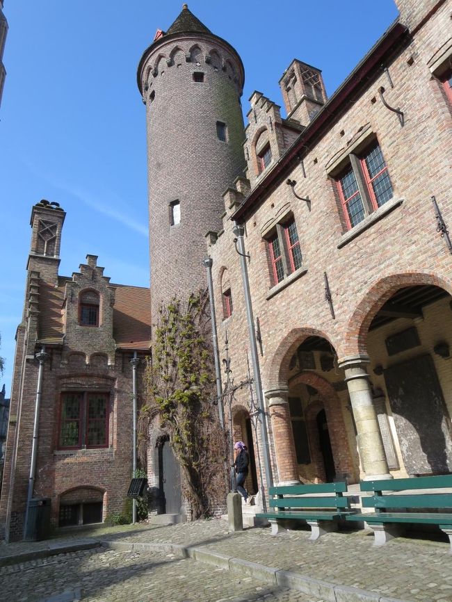 ガイドブックで見てみると・・・グルートフーズ博物館ですね！<br /><br />入ってみたかったな・・・。