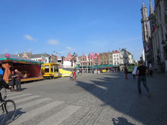 レストランやお店の並ぶ方を♪