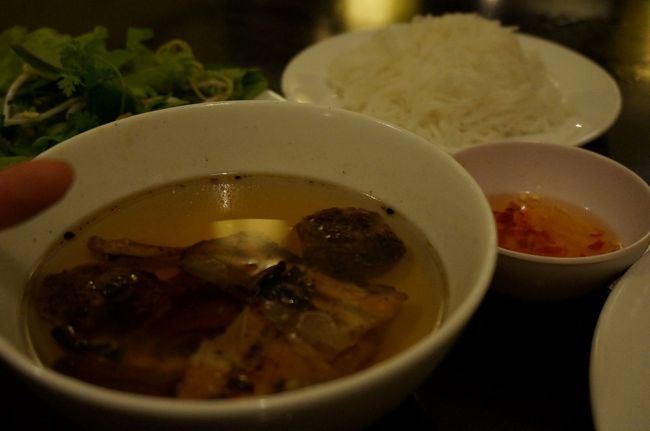 そして肉が浮かんだスープ<br /><br />どれも美味<br /><br />満足・・・