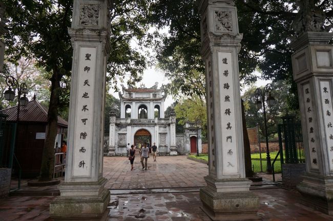 文廟に到着<br /><br />ガイドブックを見た中で、自分が一番訪れたかったところだ