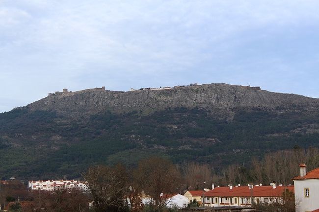 麓からみたマルヴァオン村
