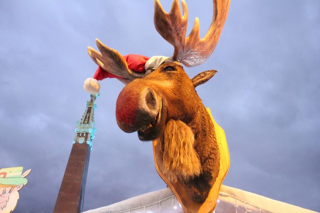 笑ったら…不気味です。