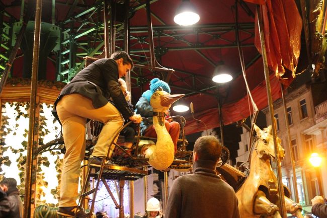 けっこう高い位置に席があるので乗せるのも大変そう。