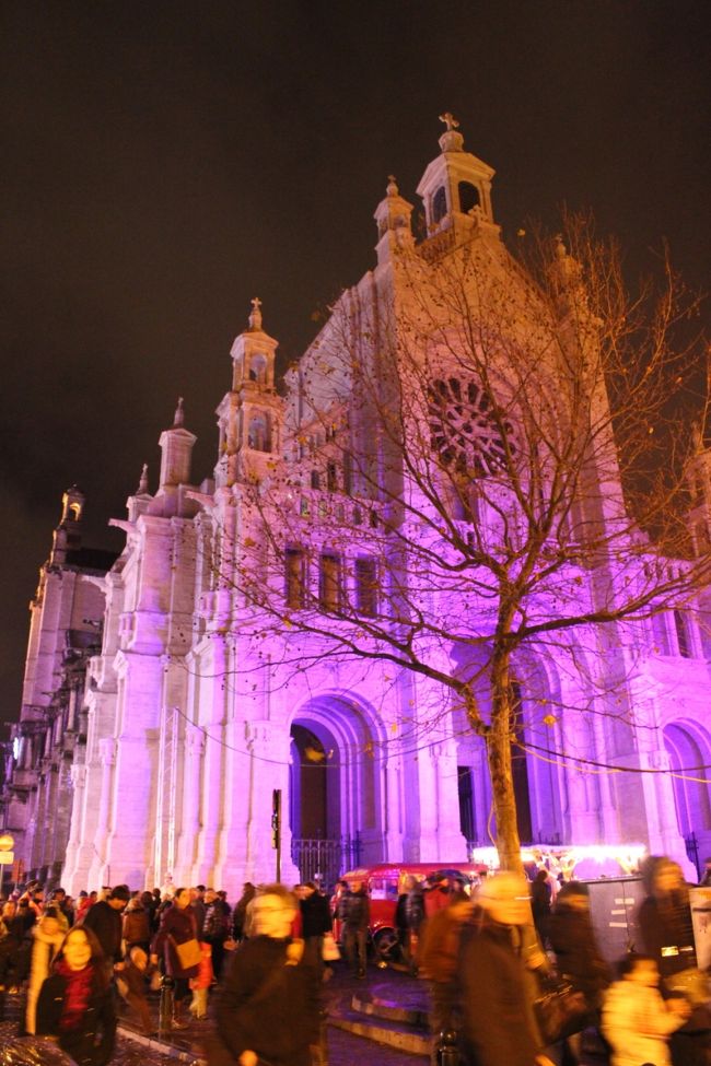 聖カトリーヌ教会<br /><br />現在維持費がなくて閉鎖されてしまったそう。