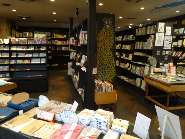 本屋巡りも今回同時にしてました〜