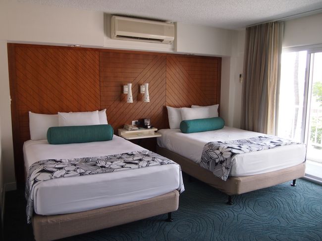 たぶん古い建物のほうの部屋だと思うけど、中は綺麗に掃除はしてあるし、広くてなかなか良い感じ。