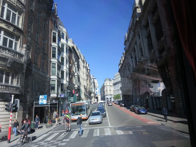 車窓より<br /><br />そうそう！ブリュッセルも、Ｔ島さんがガイドして下さいます♪<br />わーいヽ(^o^)丿