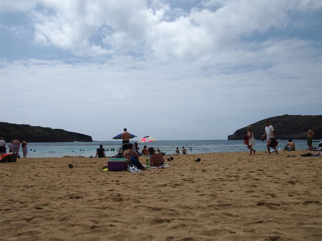 シュノーケルは息子とサイパンでやって以来、え〜と10年ぶりでしょうか。<br />海に入るのも10年ぶり(プールも5年前に入ったきり)<br />全身ラッシュカードで固め、日焼け対策(体型隠し)<br /><br />(※　友達が水中カメラで色々撮影していたので、後日載せます)