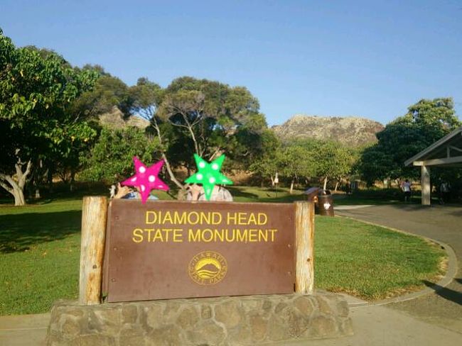 記念撮影。<br />次回はココヘッドかしら・・・無理かな？<br />(後日、主人たちはココヘッドへ登っていました)