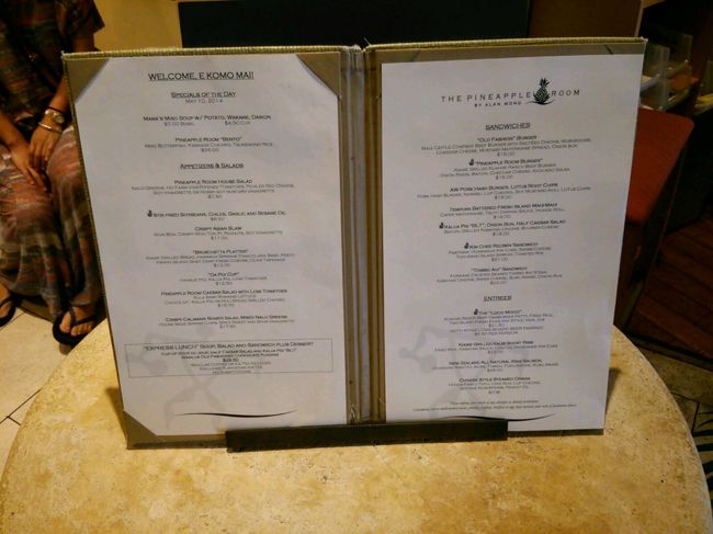 教会の後はアラモアナへ戻り、4トラメル友のチョコもちさんから教えていただいた「パイナップルルーム」へ。<br />メイシーズの3階に入ってます。