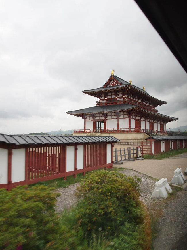 大極殿では降りずに