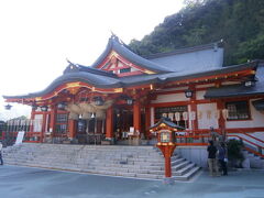 そして津和野に入りました

まず訪れたのが　太皷谷稲成神社（たいこだにいなりじんじゃ）です