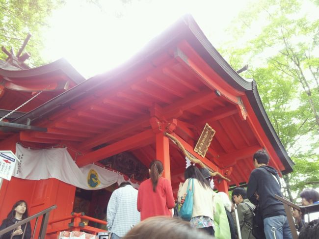 お参りするのに長蛇の列