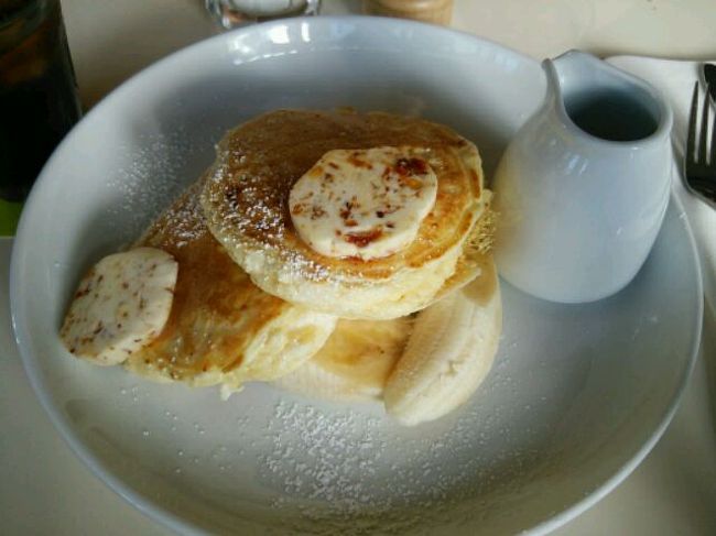 美味しいですが、何となく物足りない私。<br />アイスコーヒーを注文したけれどサイズが小さい、日本より小さい？<br /><br />がっつり系パンケーキがやはり好き!<br />2回目は無いかな。<br />小食の人には良いかも。<br />